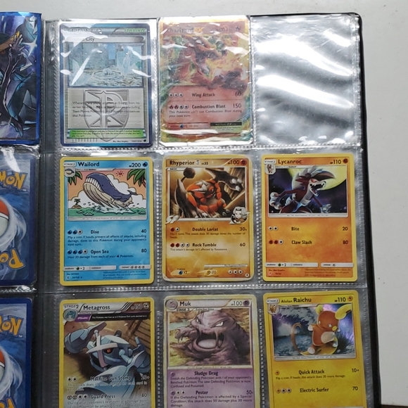 Pokemin cards w binder - Picture 5 of 5